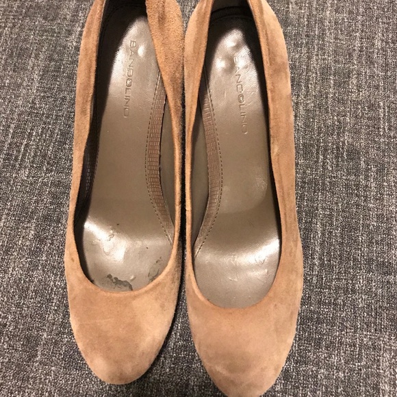 Bandolino Shoes - Tan pumps